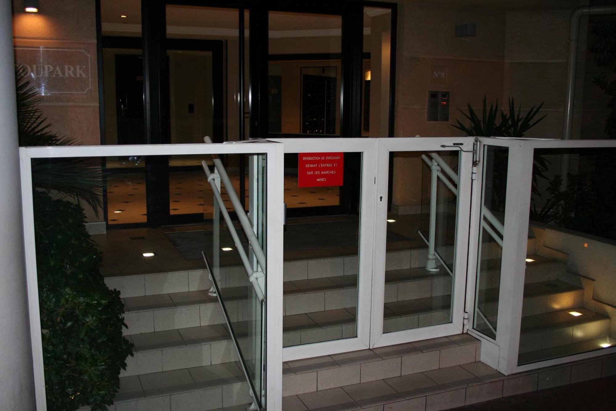 Apartamento Bristol Park - Parking - 5Mn Walk From Palais Des Festivals Cannes Exterior foto